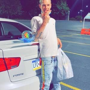 Meet your Posher, Nick